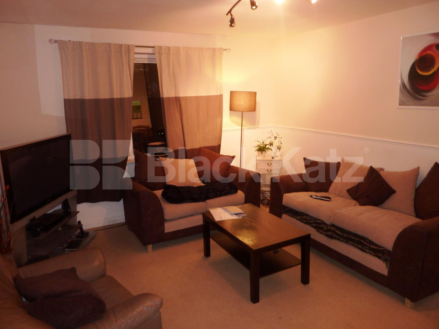 			NEW INSTRUCTION!, 2 Bedroom, 1 bath, 1 reception Flat			 Bunning Way, CALEDONIAN ROAD 